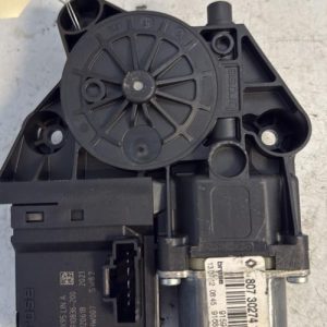 Moteur leve vitre avant droit RENAULT SCENIC 3 PHASE 2 Diesel - Image 1