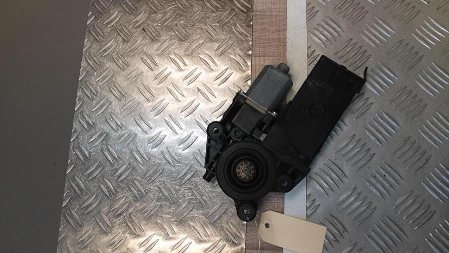 Moteur leve vitre avant gauche RENAULT GRAND SCENIC 3 PHASE 1 Diesel - Image 3