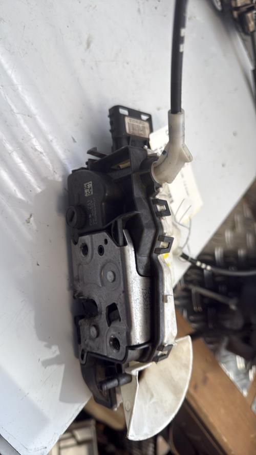 Serrure avant gauche PEUGEOT 3008 1 PHASE 1 Diesel - Image 4