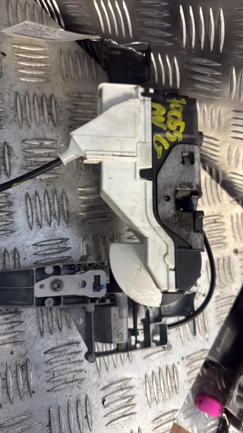 Serrure avant gauche CITROEN BERLINGO 2 PHASE 2 Diesel - Image 2