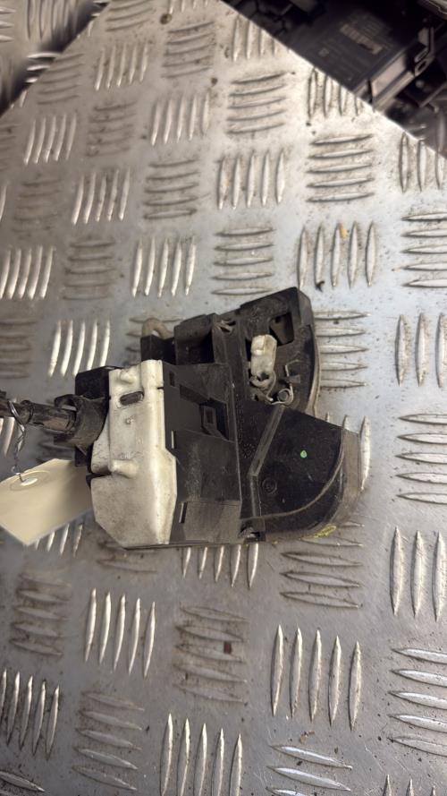 Serrure avant droit RENAULT CLIO 2 CAMPUS PHASE 1 Diesel - Image 3