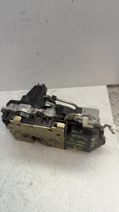 Serrure avant gauche PEUGEOT 307 PHASE 1 Diesel - Image 3