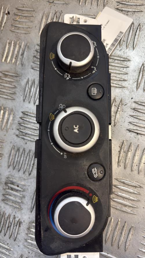 Commande chauffage RENAULT MEGANE 3 PHASE 1 BREAK Diesel - Image 3