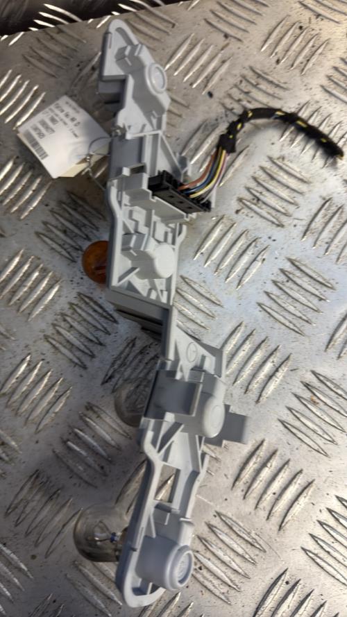 Platine feu arriere droit MERCEDES CLASSE A 169 PHASE 1 Diesel - Image 1