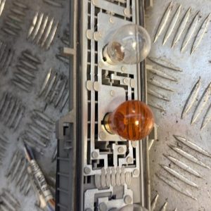 Platine feu arriere gauche RENAULT CLIO 2 PHASE 2 Essence - Image 1