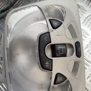 Eclairage de plafonnier MERCEDES CLASSE C 203 COUPE SPORT PHASE 2 Diesel - Image 1