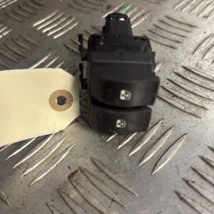 Interrupteur de leve vitre avant gauche RENAULT ESPACE 4 PHASE 1 Diesel - Image 1