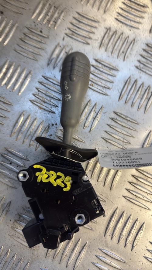 Commodo phare RENAULT TWINGO 1 PHASE 3 Essence - Image 1