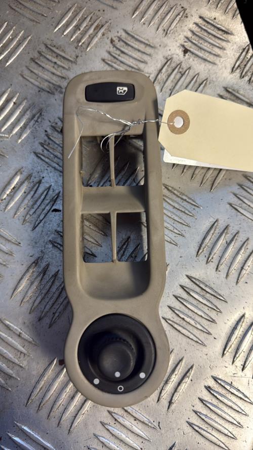 Commande retroviseurs RENAULT MODUS PHASE 1 Essence - Image 3