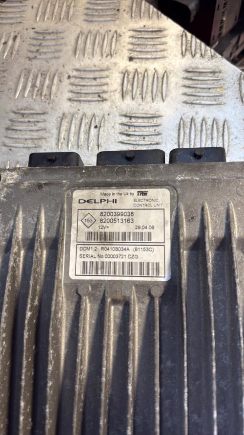 Calculateur moteur RENAULT CLIO 3 PHASE 1 Diesel - Image 2