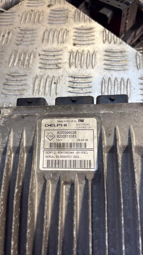 Calculateur moteur RENAULT CLIO 3 PHASE 1 Diesel - Image 3