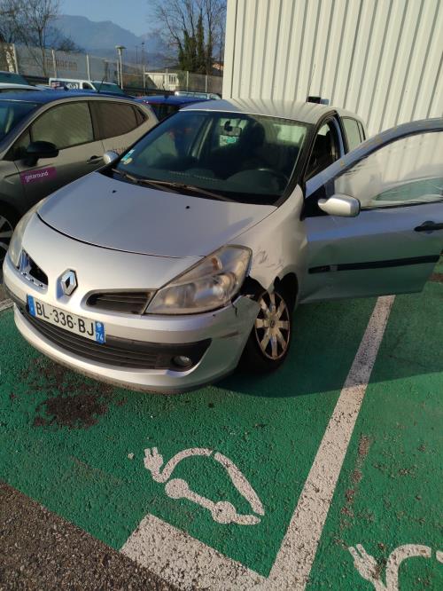 Calculateur moteur RENAULT CLIO 3 PHASE 1 Diesel - Image 5