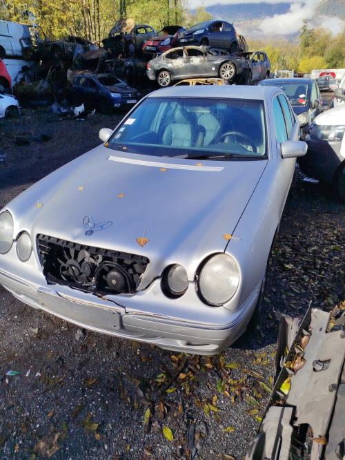 Compteur MERCEDES CLASSE E 210 PHASE 2 Diesel - Image 5