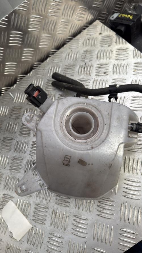 Vase d'expansion SKODA FABIA 4 Essence - Image 2