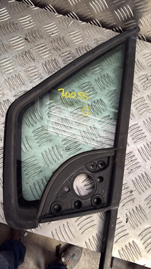 Custode avant gauche (porte) CITROEN BERLINGO 2 PHASE 2 Diesel - Image 3