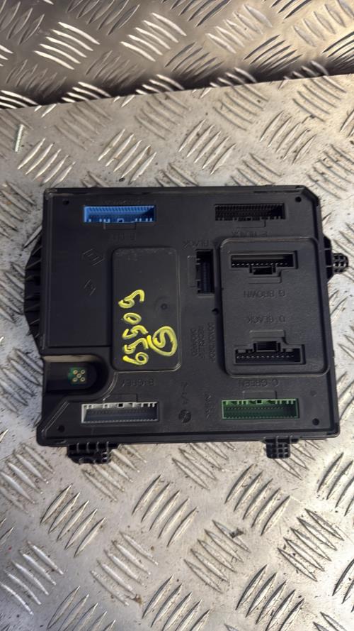 Boitier BSI RENAULT MEGANE 3 PHASE 3 Diesel - Image 1