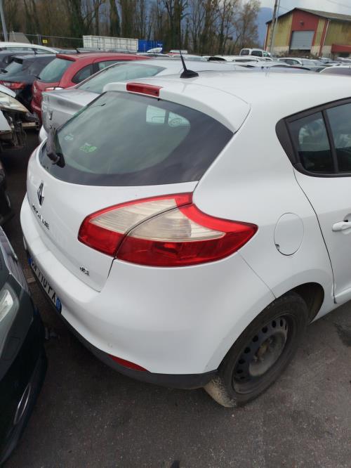 Boitier BSI RENAULT MEGANE 3 PHASE 3 Diesel - Image 6