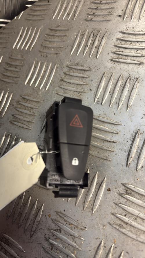 Bouton de warning RENAULT SCENIC 3 PHASE 3 Diesel - Image 1