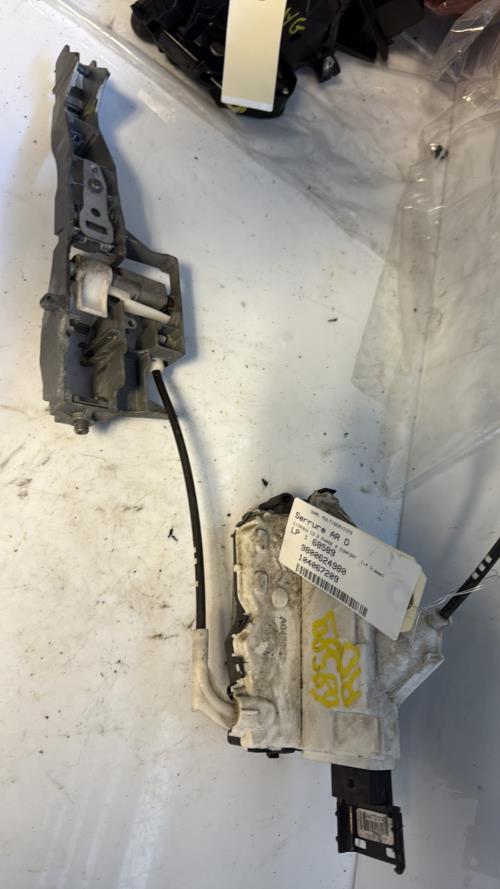 Serrure arriere droit CITROEN C3 2 PHASE 2 Diesel - Image 4