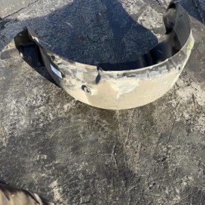 Pare boue arriere gauche RENAULT MEGANE 3 PHASE 1 Ethanol - Image 1