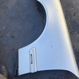 Aile avant gauche MERCEDES CLASSE E 210 PHASE 2 Diesel - Image 1