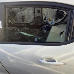 Porte arriere gauche CITROEN C3 3 PHASE 1 Diesel - Image 1