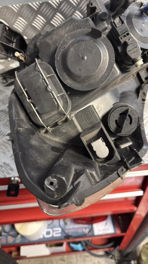 Optique avant principal gauche (feux)(phare) RENAULT CLIO 3 PHASE 1 BREAK Diesel - Image 5