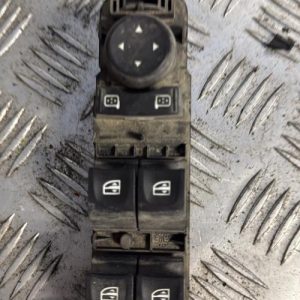 Interrupteur de leve vitre avant gauche RENAULT MEGANE 3 PHASE 1 BREAK Diesel - Image 1