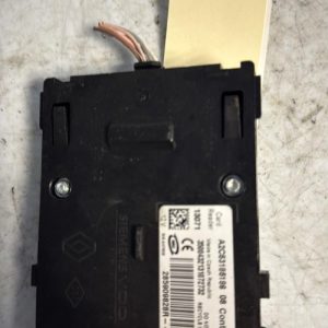 Lecteur de carte (neiman) RENAULT MEGANE 3 PHASE 2 - Image 1