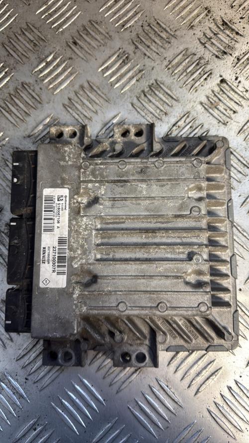 Calculateur moteur RENAULT MEGANE 3 PHASE 1 COUPE Diesel - Image 3