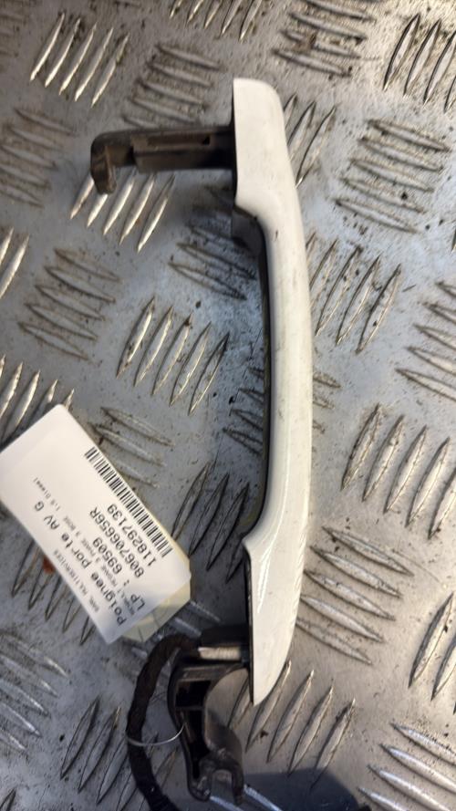 Poignee porte avant gauche RENAULT MEGANE 3 PHASE 3 Diesel - Image 2