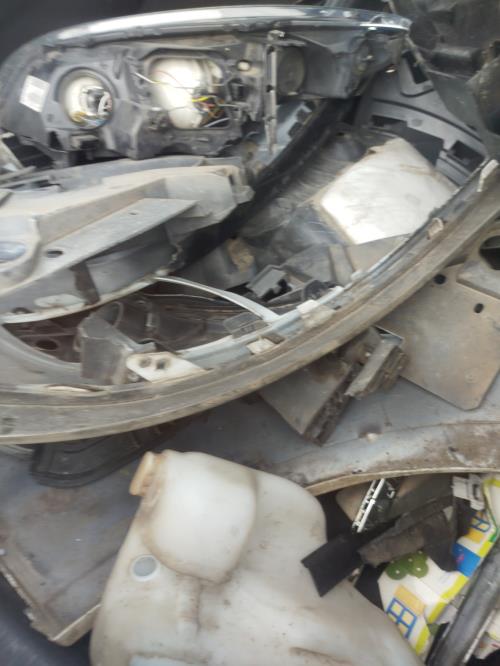 Poignee porte avant gauche RENAULT MEGANE 3 PHASE 3 Diesel - Image 7