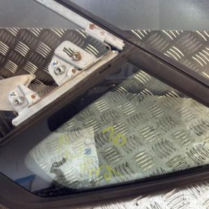 Custode avant droit (porte) PEUGEOT 308 1 PHASE 1 CABRIOLET Diesel - Image 1