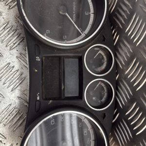 Compteur PEUGEOT 308 1 PHASE 1 Diesel - Image 1