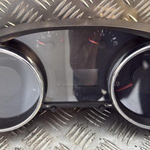 Compteur PEUGEOT 5008 1 PHASE 1 Diesel - Image 1