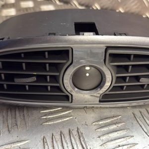 Aerateur tableau de bord RENAULT CLIO 3 PHASE 2 BREAK Diesel - Image 1