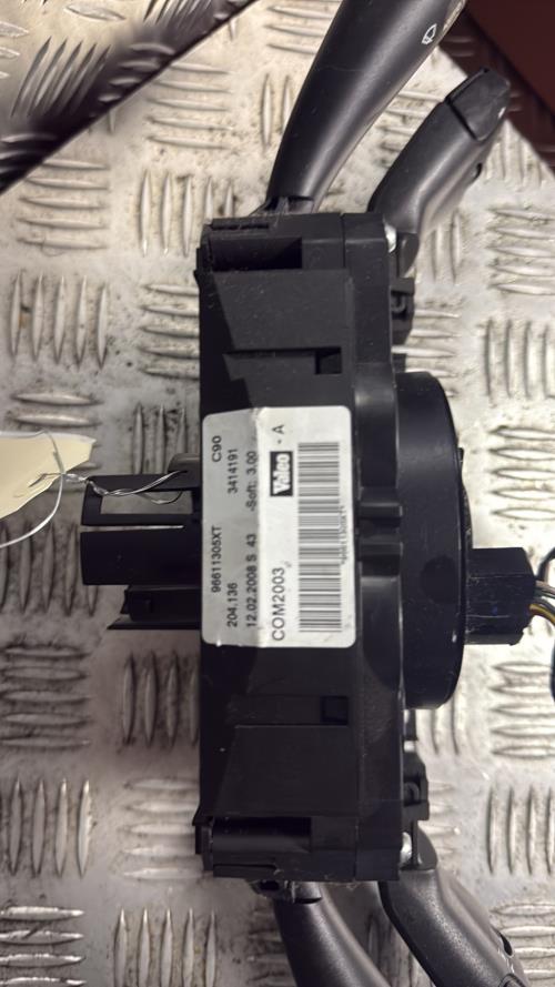 Com (Bloc Contacteur Tournant+Commodo Essuie Glace+Commodo Phare) PEUGEOT 407 PHASE 1 Diesel - Image 4