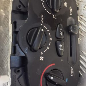 Commande chauffage PEUGEOT 206 PHASE 1 BREAK Diesel - Image 1