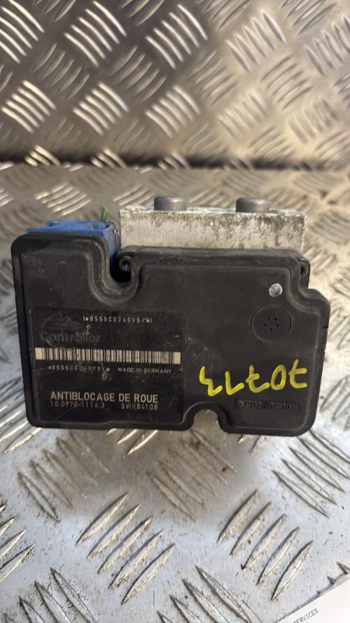 Bloc ABS (freins anti-blocage) PEUGEOT 206 PHASE 1 BREAK Diesel - Image 2