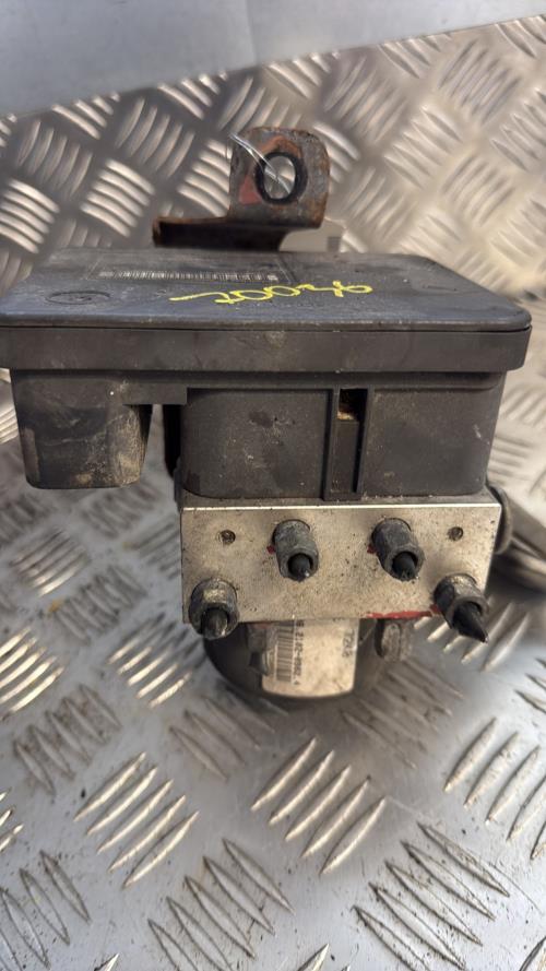 Bloc ABS (freins anti-blocage) SUZUKI SWIFT 3 Essence - Image 2