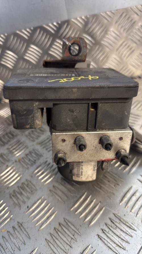 Bloc ABS (freins anti-blocage) SUZUKI SWIFT 3 Essence - Image 4