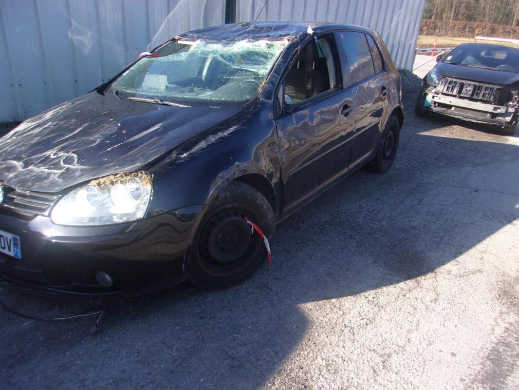 Feu arriere principal gauche (feux) VOLKSWAGEN GOLF 5 - Image 2