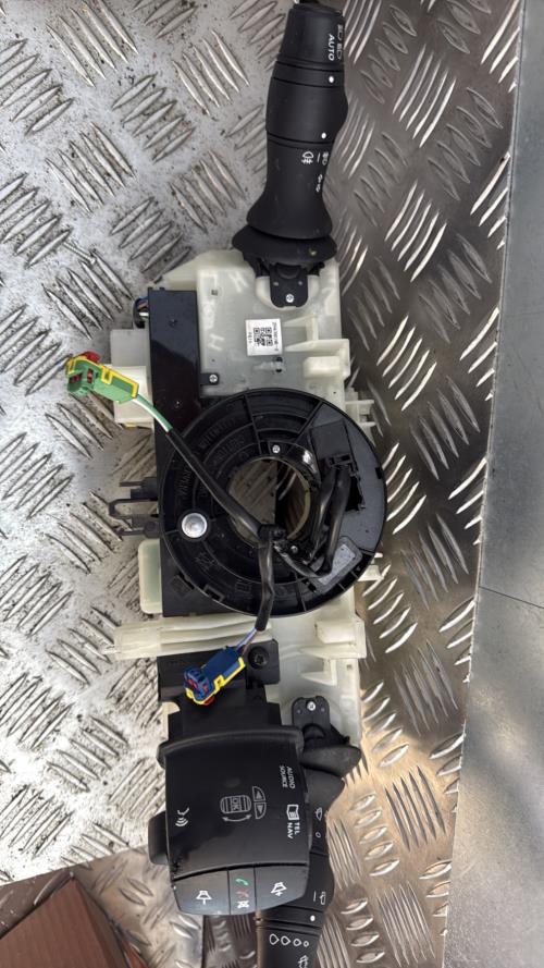 Com (Bloc Contacteur Tournant+Commodo Essuie Glace+Commodo Phare) RENAULT MEGANE 3 PHASE 2 BREAK Diesel - Image 2