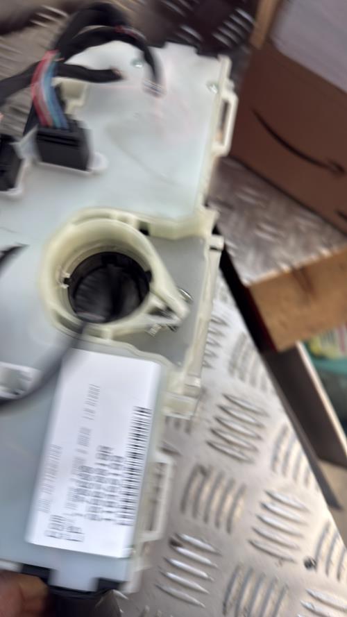 Com (Bloc Contacteur Tournant+Commodo Essuie Glace+Commodo Phare) RENAULT MEGANE 3 PHASE 2 BREAK Diesel - Image 3