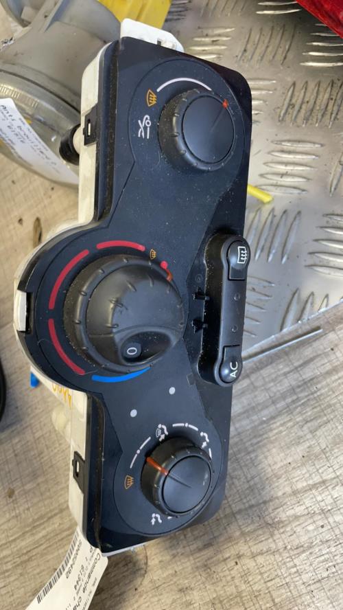 Commande chauffage RENAULT CLIO 3 PHASE 2 Essence - Image 1