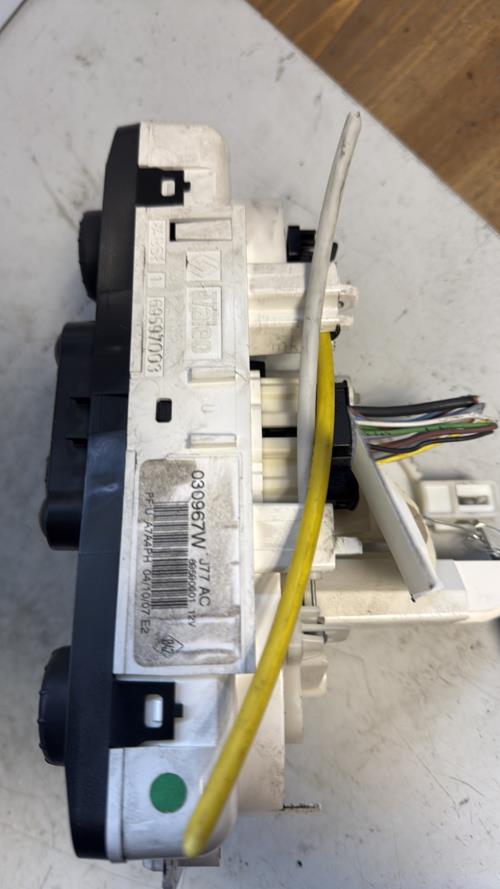 Commande chauffage RENAULT CLIO 3 PHASE 1 Essence - Image 3