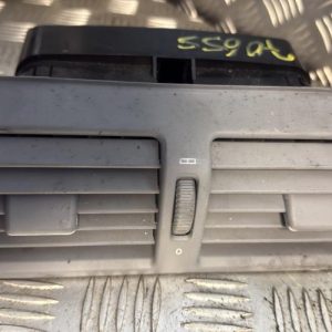 Aerateur tableau de bord MERCEDES CLASSE E 210 PHASE 2 Diesel - Image 1