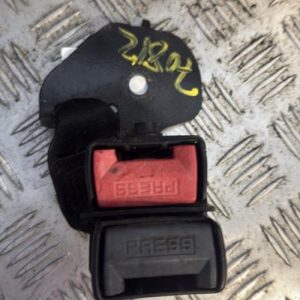 Attache ceinture arriere gauche RENAULT CLIO 2 PHASE 2 Diesel - Image 1