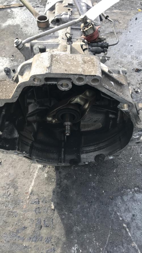 Boite de vitesses AUDI A4 2 AVANT PHASE 2 BREAK Diesel - Image 2
