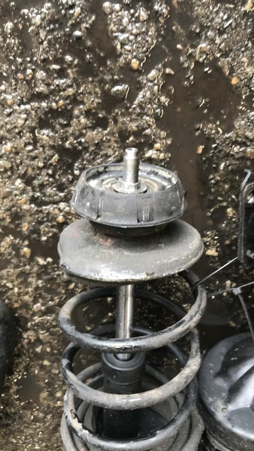 Amortisseurs avant RENAULT CLIO 2 CAMPUS PHASE 1 Diesel - Image 4